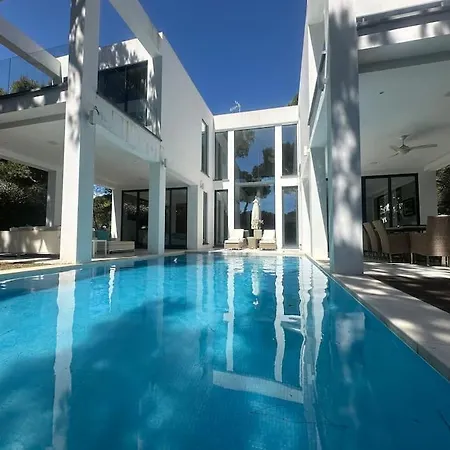 Luxury Tagmara Elviria Villa Marbellac