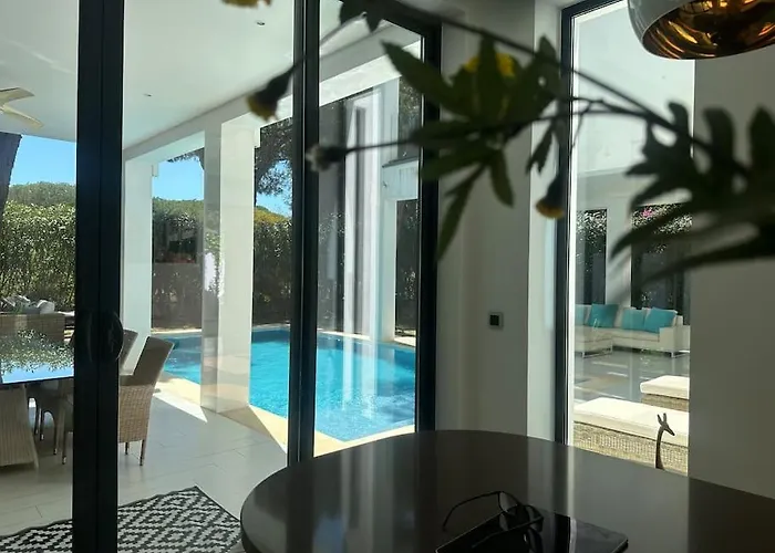 Luxury Tagmara Elviria 马尔韦利亚