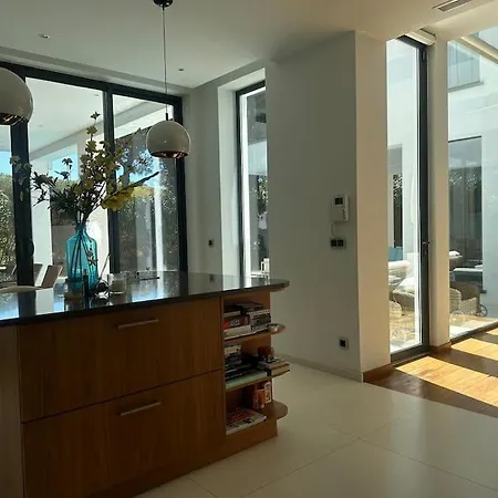 Luxury Tagmara Elviria *