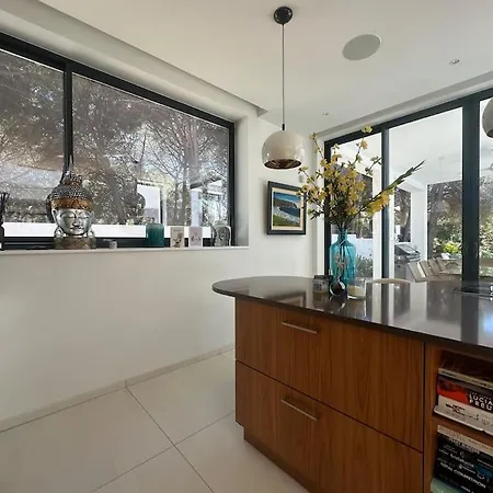 Luxury Tagmara Elviria