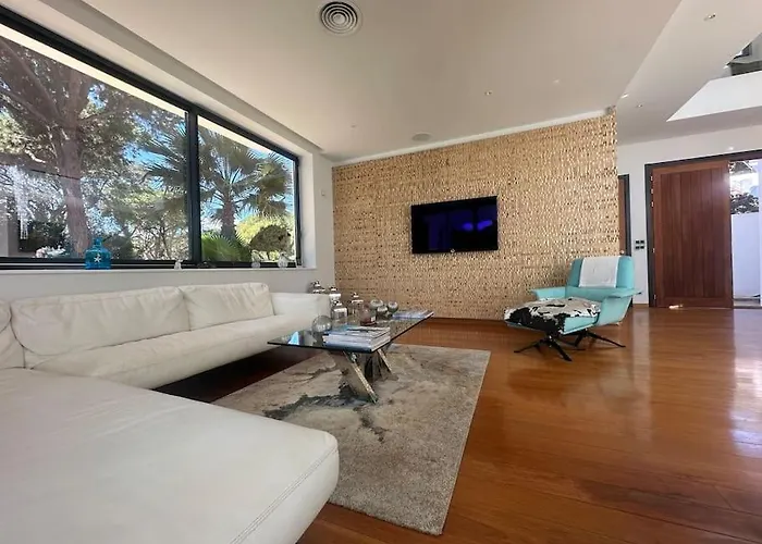 Luxury Tagmara Elviria Villa *