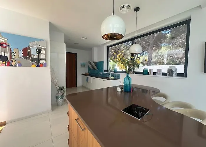 Luxury Tagmara Elviria فيلة *